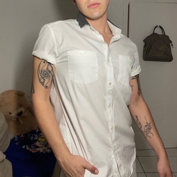 Kenneth Cole Reaction Men’s Short Sleeve Button Down - Picture 5 of 5